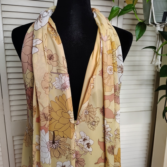 Eliza J Sunny Yellow Floral Halter Maxi Dress Size 2 – Like New - Picture 8 of 12